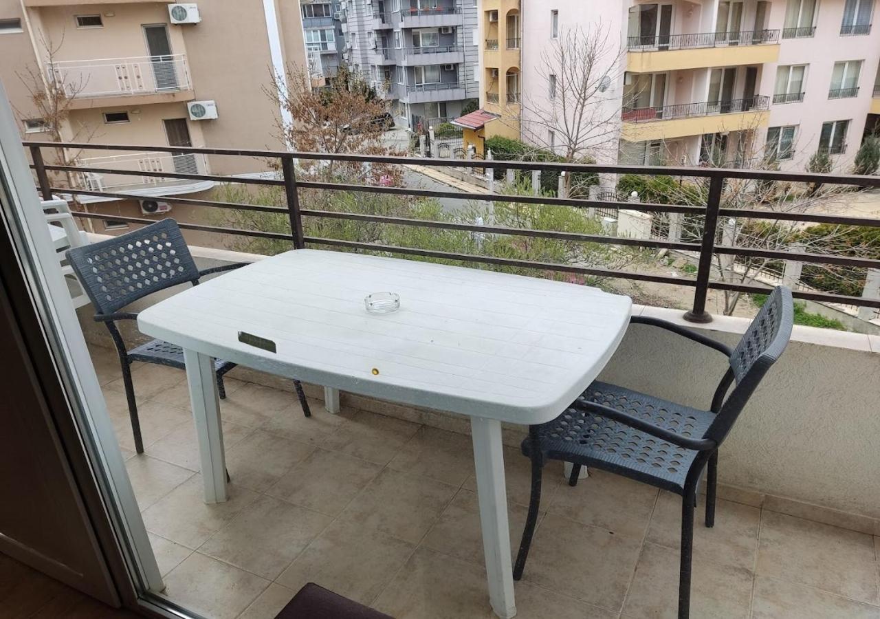 סאני ביץ' Charis Cozy Family Apart At Sun Village Complex Close To The Beach מראה חיצוני תמונה