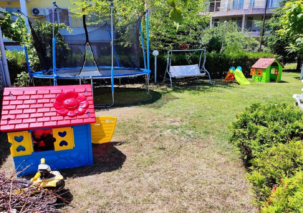 סאני ביץ' Charis Cozy Family Apart At Sun Village Complex Close To The Beach מראה חיצוני תמונה