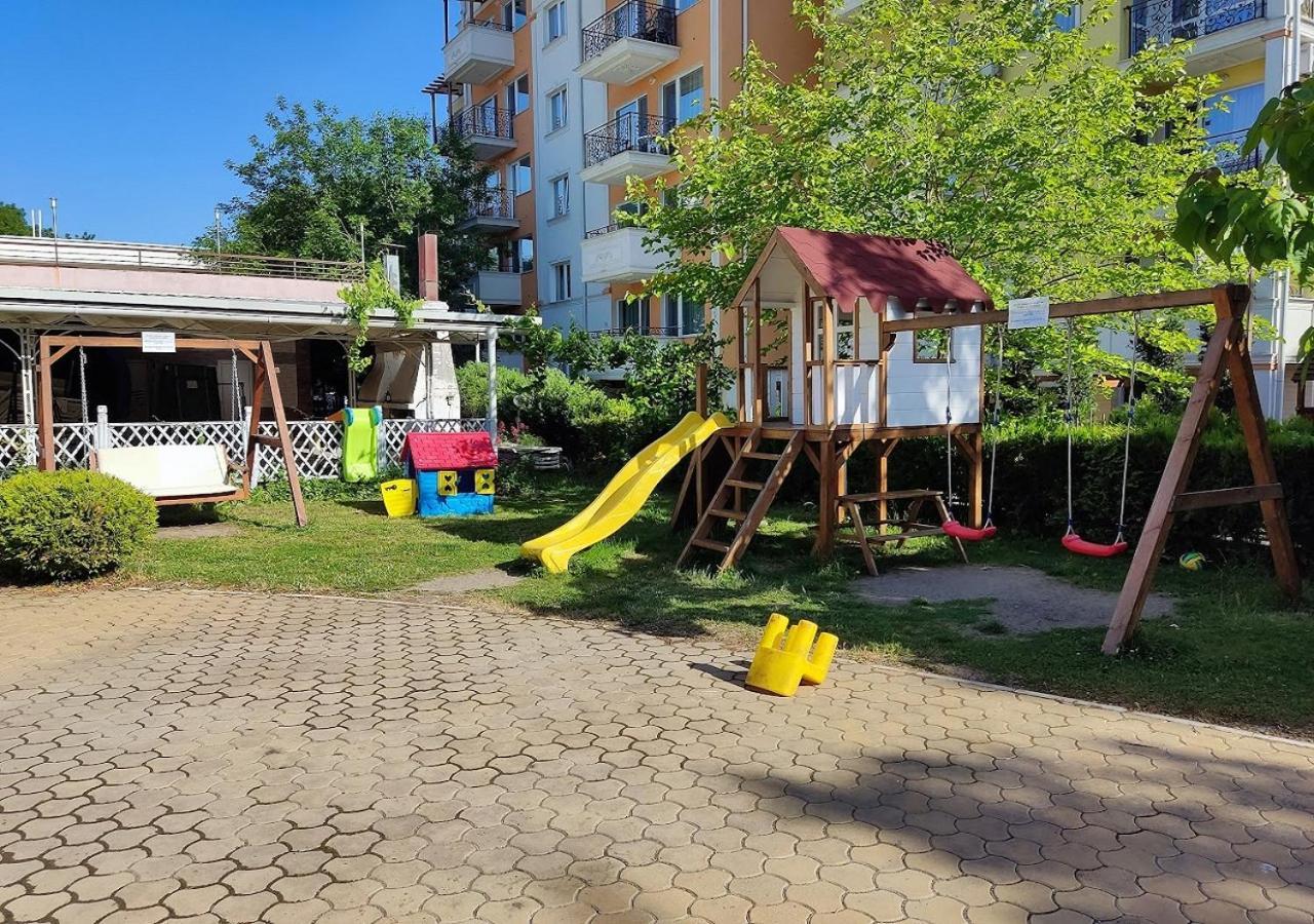 סאני ביץ' Charis Cozy Family Apart At Sun Village Complex Close To The Beach מראה חיצוני תמונה