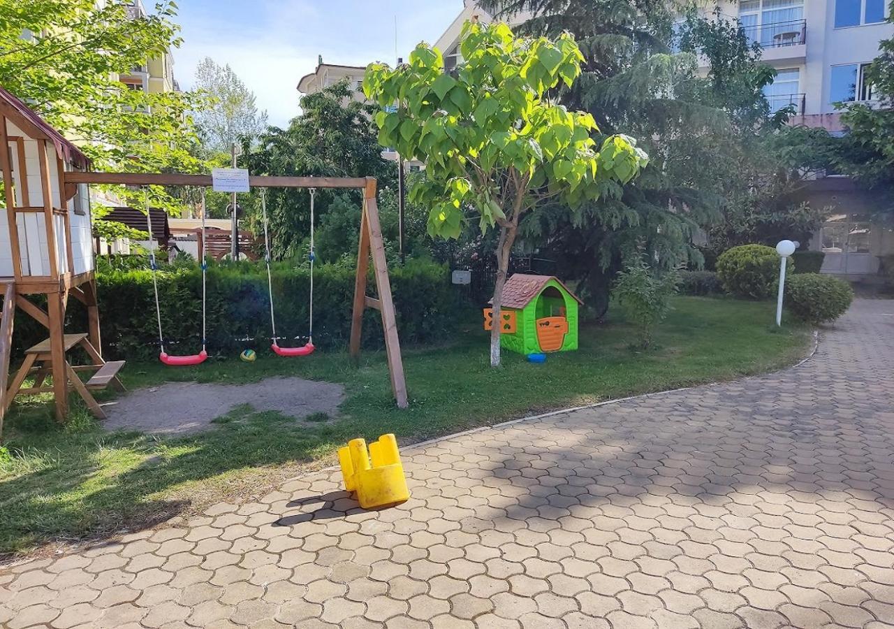 סאני ביץ' Charis Cozy Family Apart At Sun Village Complex Close To The Beach מראה חיצוני תמונה