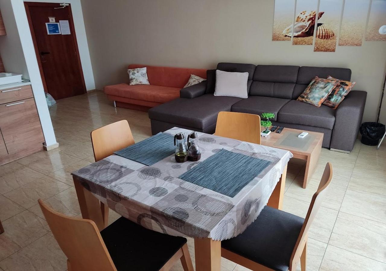 סאני ביץ' Charis Cozy Family Apart At Sun Village Complex Close To The Beach מראה חיצוני תמונה